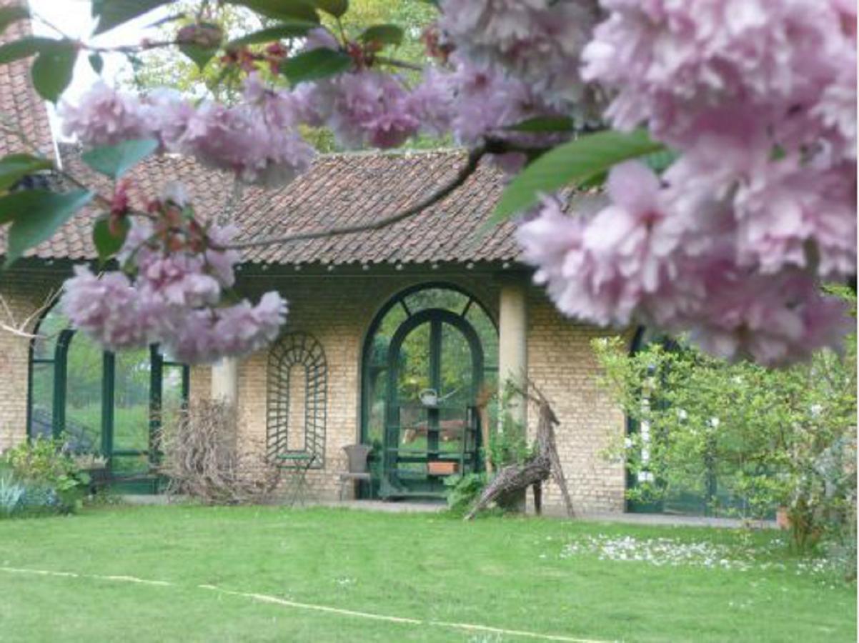 Manoir De Bois En Ardres Bed & Breakfast Exterior photo