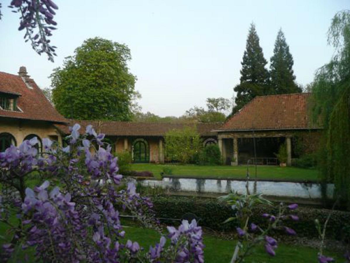 Manoir De Bois En Ardres Bed & Breakfast Exterior photo