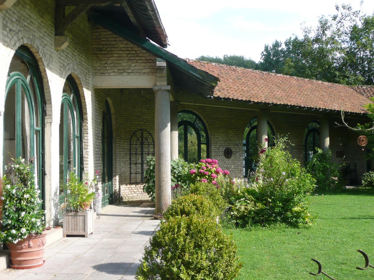 Manoir De Bois En Ardres Bed & Breakfast Exterior photo